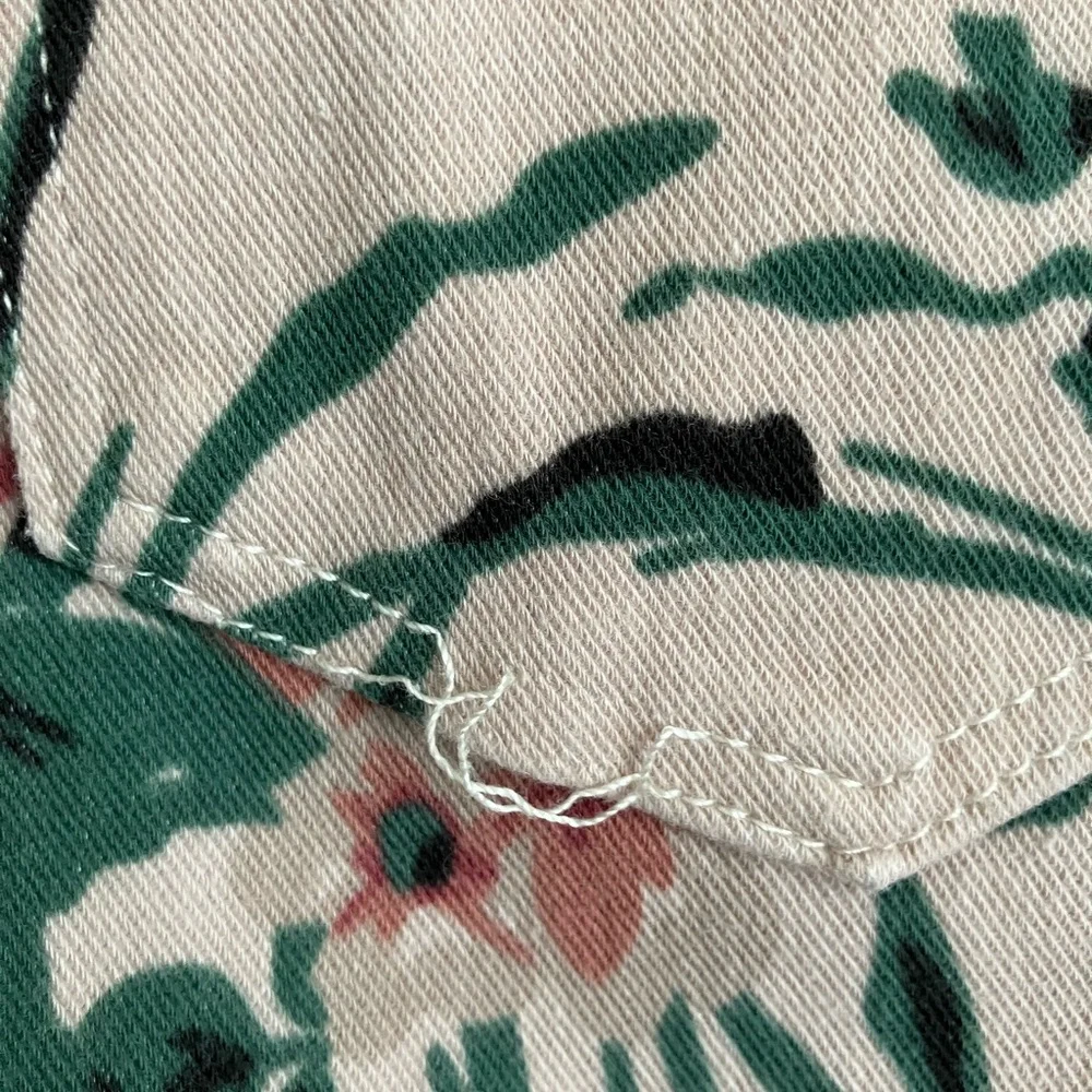 Floral Print Leggings - Pink and Green - Picture 4 of 4